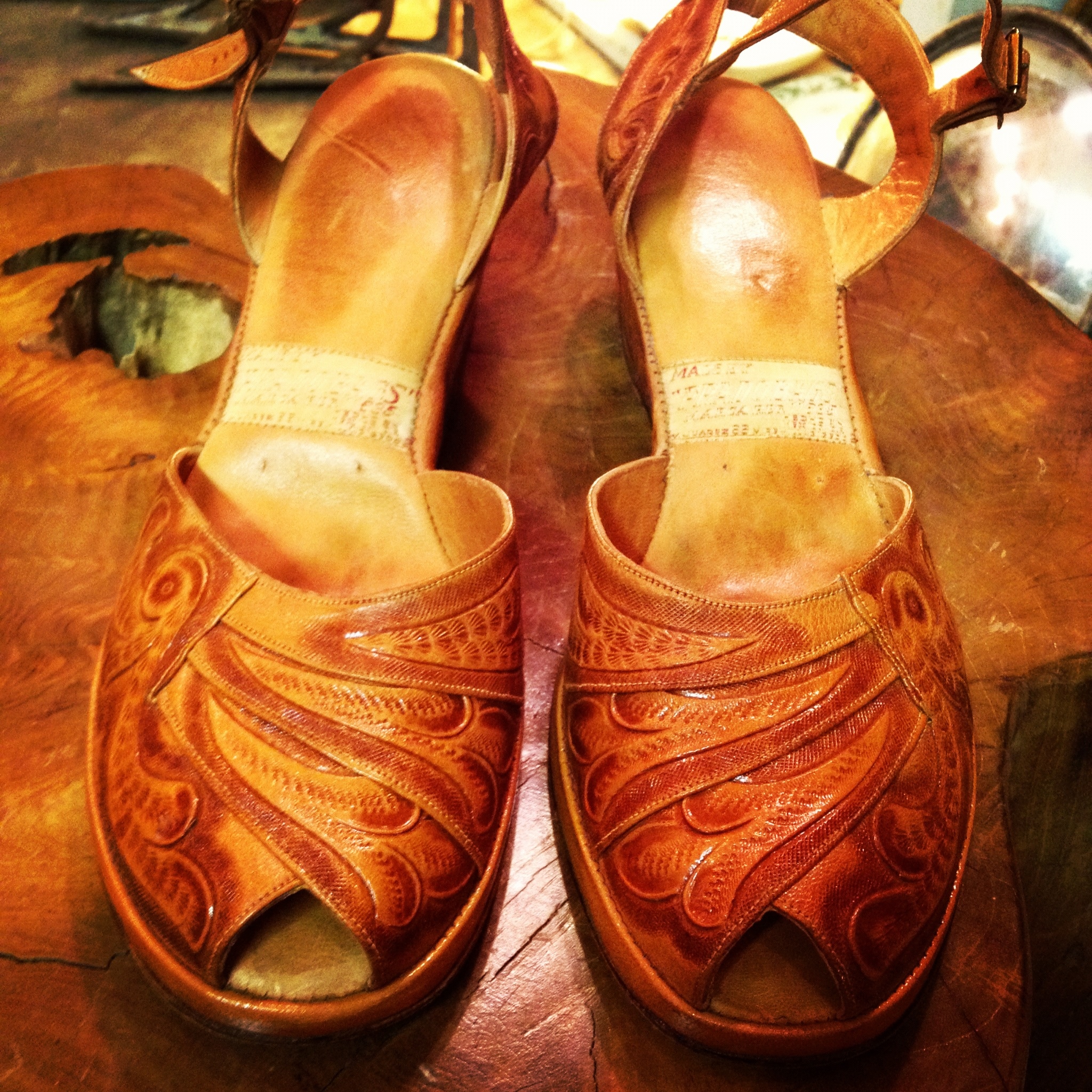 leather mexican shoes